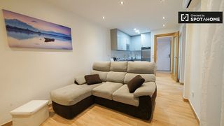 Lloguer Pis a Cortes-Huertas. Apartamento de 1 dormitorio con aire acondicionado para alquilar