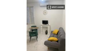 Location Appartement à Pacífico. Estudio en alquiler en pacífico, madrid