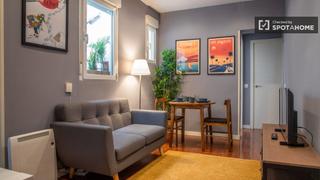 Location Appartement à Puerta del Ángel. Piso de 1 dormitorio en alquiler en puerta del ángel, madrid.