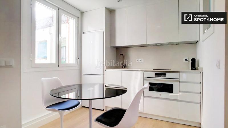 Foto c8345e16-12a3-424d-8035-9491cda15afd. Lloguer pis amb calefacció a Bellas Vistas Madrid