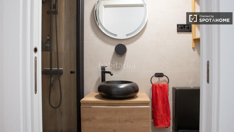 Foto 5447767f-ce64-4d3f-b86d-23d163a2e0a9. Lloguer pis amb calefacció a Lucero Madrid