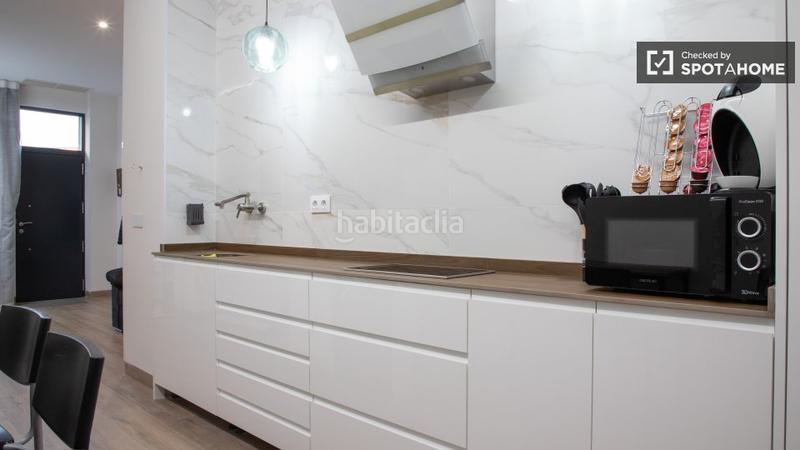 Foto 602c1878-493b-4bb7-8a91-81fe086237c3. Lloguer pis amb calefacció a Lucero Madrid