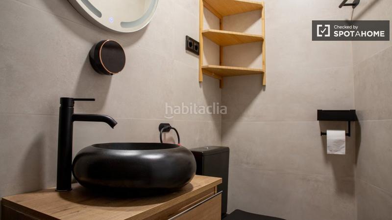 Foto 8fd62bb6-4adf-435e-b8de-3bf6d7270832. Lloguer pis amb calefacció a Lucero Madrid