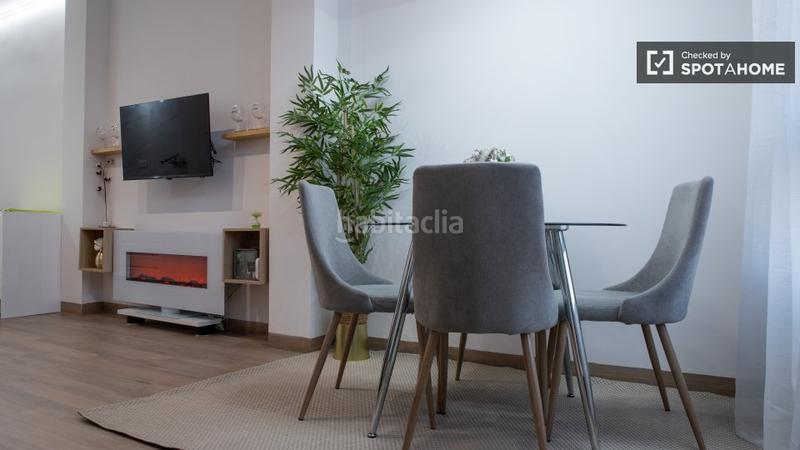 Foto d53c0680-a29d-4314-bf29-3767d0c05d2e. Lloguer pis amb calefacció a Lucero Madrid