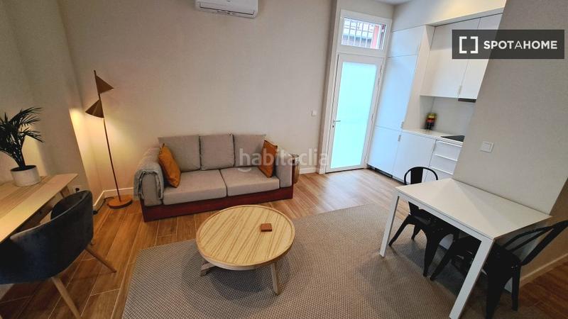 Foto 0a8a71ea-2699-400e-991e-f51c9d94d8b1. Alquiler piso estudio en alquiler en Pueblo Nuevo, en Madrid