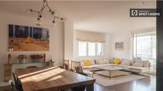 Lloguer Pis a Hispanoamérica-Bernabéu. Apartamento de 4 dormitorios en alquiler en chamartín, madrid