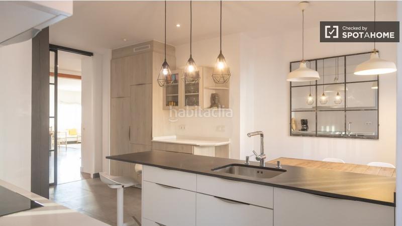 Foto 5eec4d11-89a5-4ced-8d35-588a32a33680. Alquiler piso apartamento de 4 dormitorios en alquiler en chamartín, en Madrid