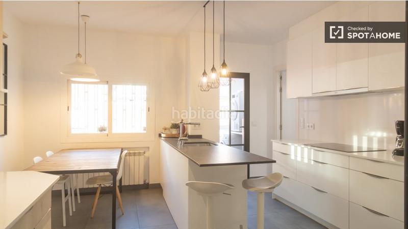 Foto 6e32edd3-bc08-4eeb-9aa2-0ce24c90049c. Alquiler piso apartamento de 4 dormitorios en alquiler en chamartín, en Madrid