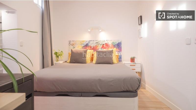 Foto e5b12eca-4349-40dc-962a-055b41136ccd. Alquiler piso apartamento de 1 dormitorio en alquiler en universidad, en Madrid