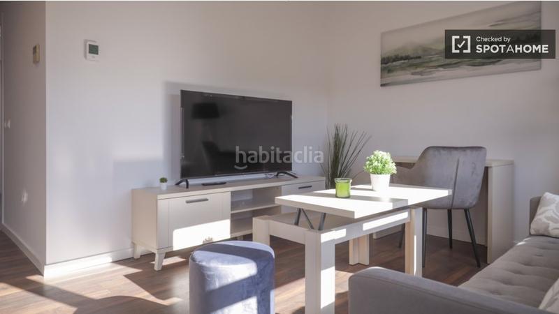Foto 9353e693-fdd8-49f0-ba68-8604ee30a68b. Rent flat with heating in Legazpi Madrid