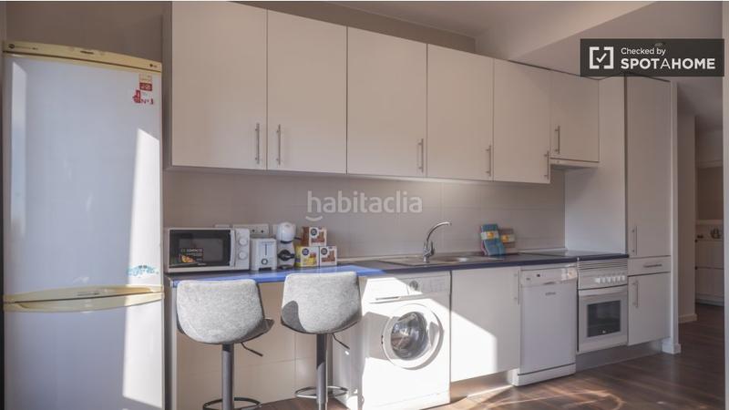 Foto f0aeb73e-178c-45d2-8b93-0dda7935327f. Rent flat with heating in Legazpi Madrid