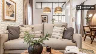 Location Appartement à Almagro. Apartamento de 2 dormitorios en chamberí, madrid