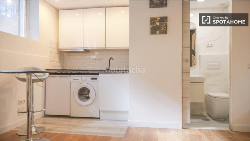 Foto 3683433d-1b15-48a9-8e25-2c89a92dc953. Affitto appartamento con riscaldamento in Valdezarza Madrid