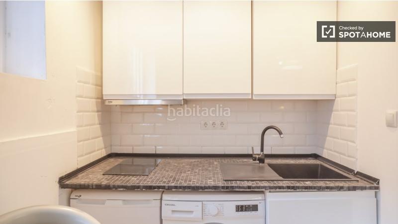 Foto 9470e6d4-81f0-458a-8e50-e452a478c0b1. Alquiler piso apartamento de 1 dormitorio en alquiler en Valdezarza, en Madrid
