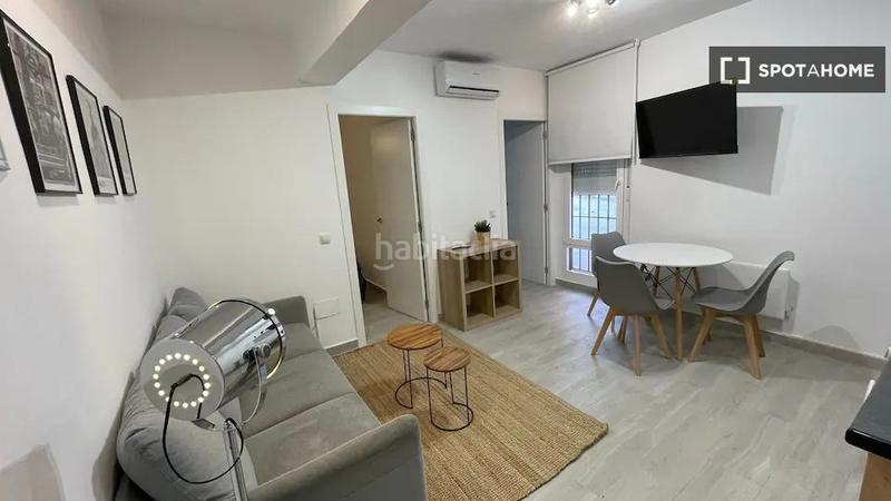 Foto 5b790d89-03c3-4efc-bb52-86f0a315c0fd. Location appartement avec chauffage dans Aluche Madrid