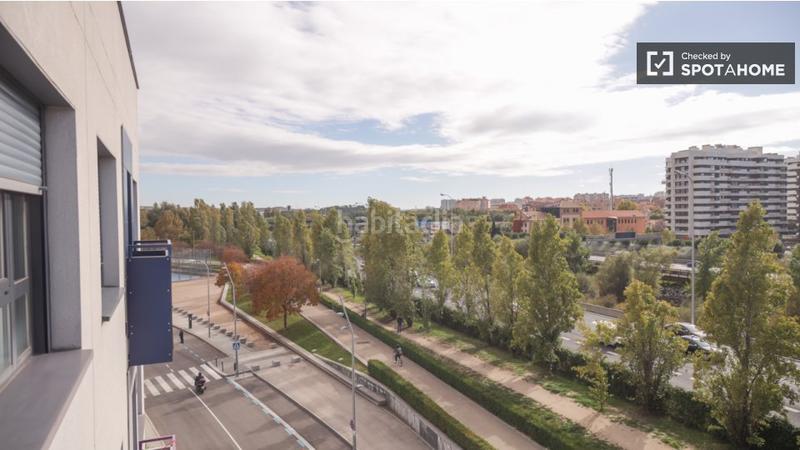 Foto 59baf146-eaa5-46c0-8117-bc94097f5125. Rent flat with heating in Legazpi Madrid