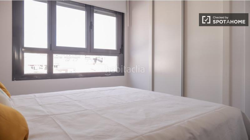 Foto 5dd2e5a3-9b7b-423a-86c0-381441a6ec8e. Rent flat with heating in Legazpi Madrid