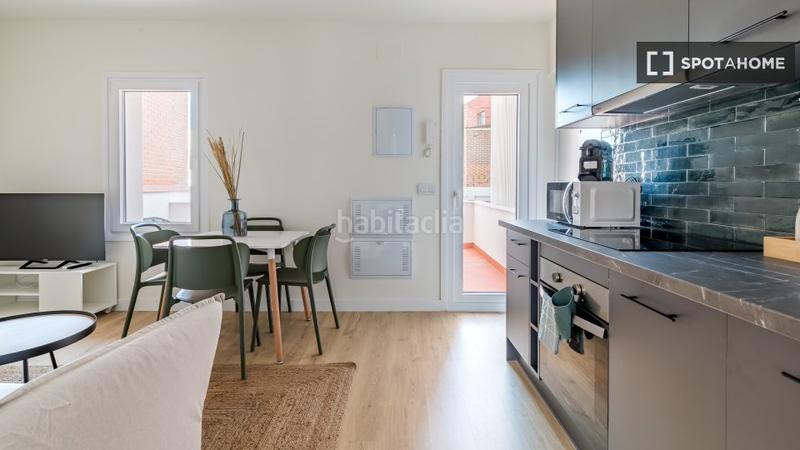 Foto e74af8ce-4d14-47a0-84de-ca158ae0553f. Alquiler piso apartamento de 1 dormitorio en alquiler en almenara, en Madrid