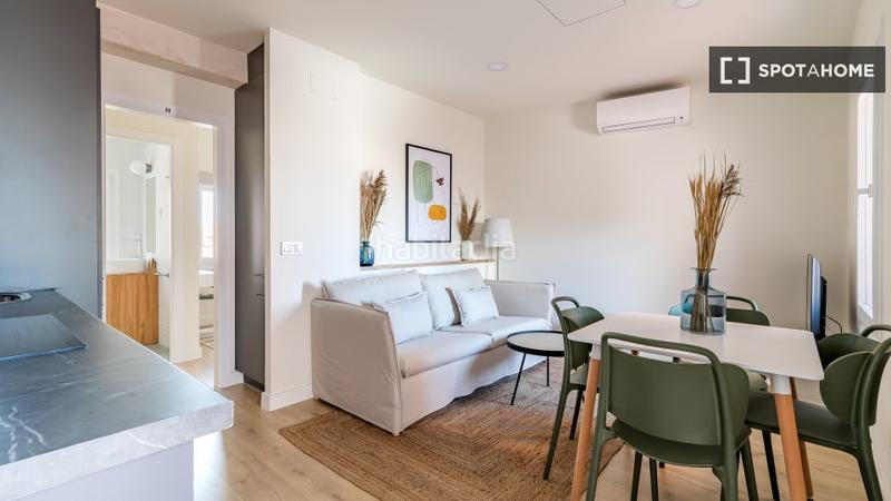 Foto 52549d9b-47dc-42ee-b1fc-3afee0e8cbd6. Miete etagenwohnung mit heizung in Valdeacederas Madrid