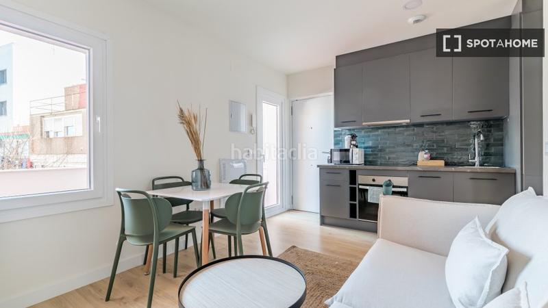 Foto df634337-052e-44fc-93bf-63698d9fc4a3. Rent flat with heating in Valdeacederas Madrid