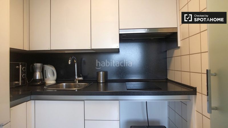 Foto 355ba705-2d2d-4166-935c-c91548709b79. Rent flat with heating in Castilla Madrid