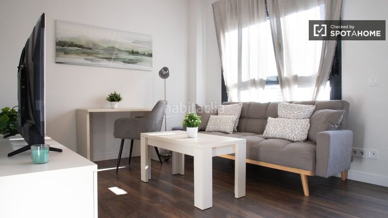 Foto bf3edee4-938e-4853-94f1-7e567dd65da7. Alquiler piso apartamento de 1 dormitorio en alquiler en legazpi, en Madrid