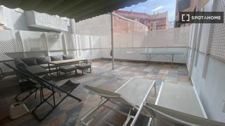 Rent Flat in Palos de Moguer. Estudio en alquiler en palos de moguer, madrid