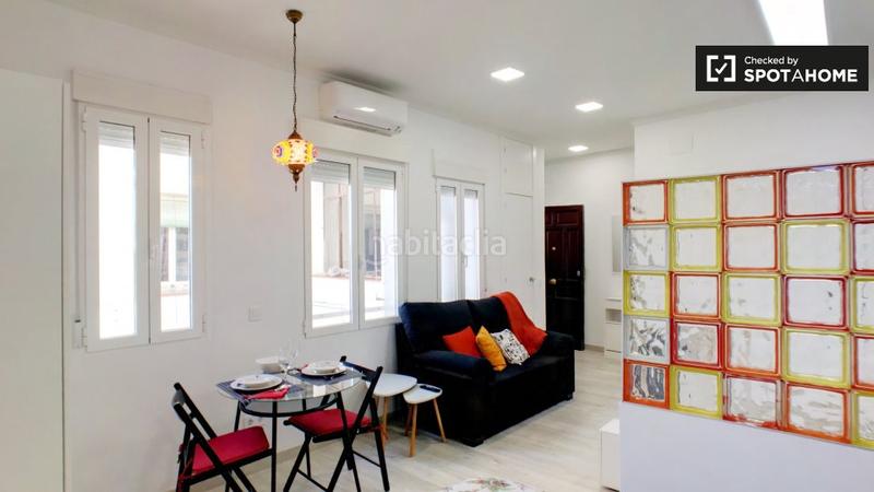 Foto 4c0e4961-f3fa-43aa-bdff-c4229dd22c3b. Rent flat with heating in Embajadores-Lavapiés Madrid