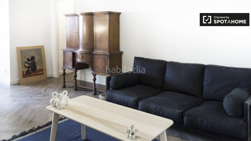 Foto 39c19743-7f8e-4b0b-b56f-582a0746e41b. Alquiler piso elegante apartamento de 3 dormitorios en alquiler en malasaña, en Madrid