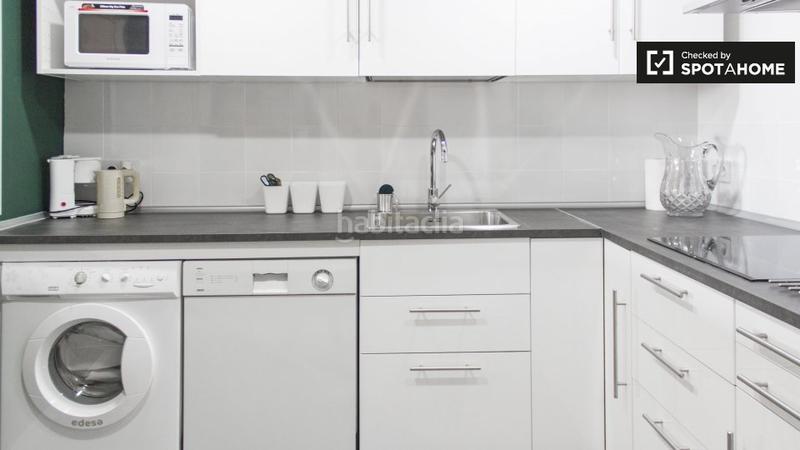 Foto d7128255-2c1d-4736-8ee1-d7b5bbb02251. Alquiler piso elegante apartamento de 3 dormitorios en alquiler en malasaña, en Madrid