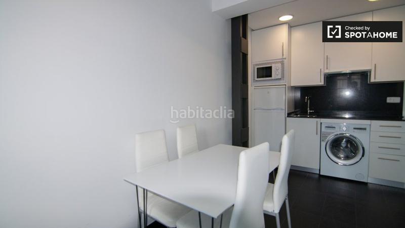 Foto b1db8b72-0835-4460-b10f-5e44e95d84d7. Alquiler piso moderno estudio en alquiler en centro, en Madrid