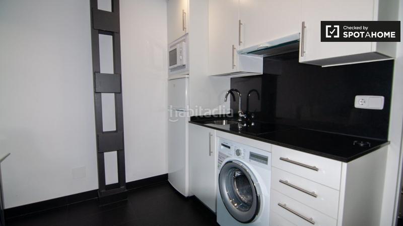Foto e9412ed8-3c49-4325-a392-91c99b4cba8c. Alquiler piso moderno estudio en alquiler en centro, en Madrid