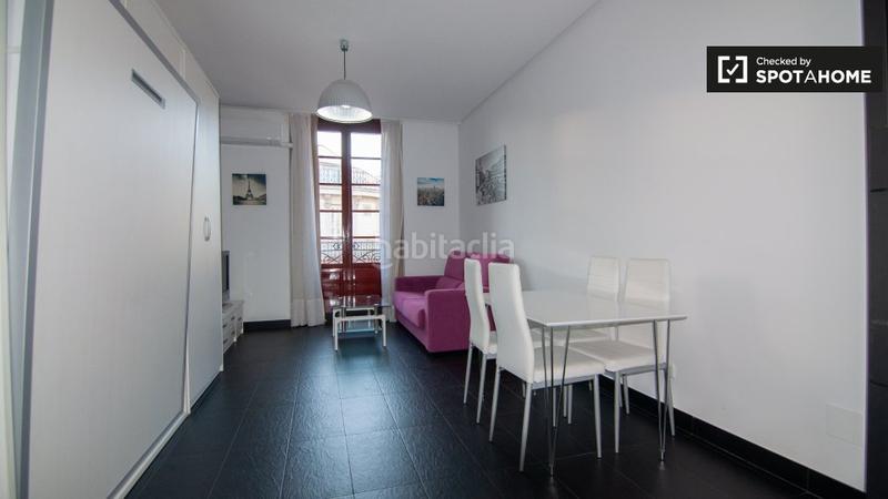 Foto 3fdda256-869c-442d-bb4d-ac0e0f3f88c7. Location appartement avec chauffage dans Sol Madrid