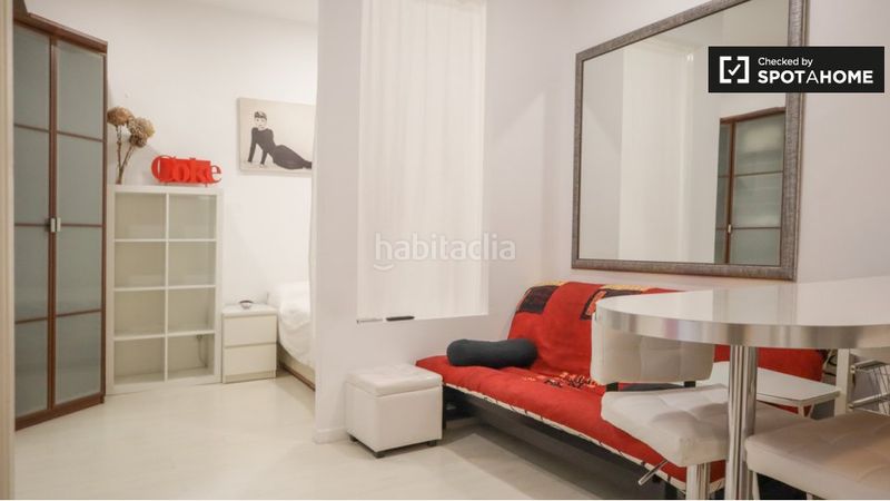 Foto be34cc3f-894e-40bd-ab1f-81d66ff895e9. Alquiler piso estudio en Justicia-Chueca Madrid