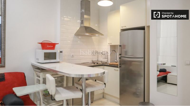 Foto bf04b94c-018a-4ee1-8e70-6156674a128d. Alquiler piso estudio en Justicia-Chueca Madrid