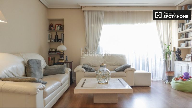 Foto b123aad2-809c-4bf9-ba08-c4383e7e57f0. Lloguer pis amb calefacció a Delicias Madrid