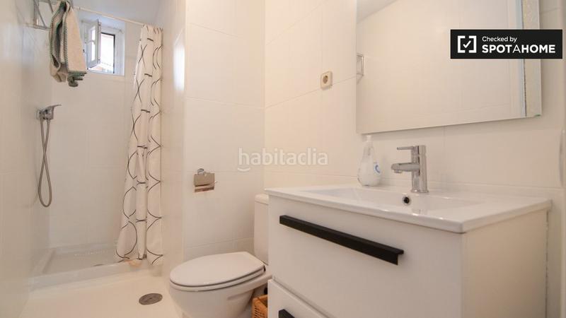 Foto f6077dbf-bf8f-47c0-86ab-7c1a0ab6eeed. Rent flat with heating in Ciudad Jardín Madrid