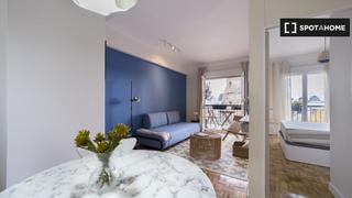 Affitto Appartamento in Embajadores-Lavapiés. Apartamento de 2 dormitorios en alquiler en lavapiés, madrid