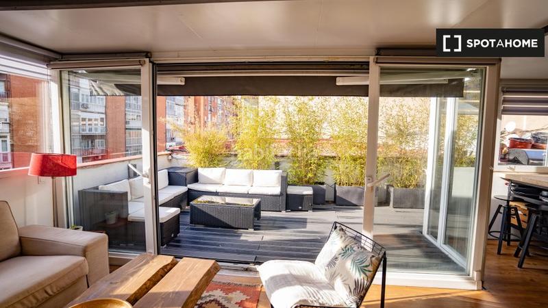 Foto 3fa69bb1-4a7a-4c25-a0ca-1e3ebe8a7177. Rent flat with heating in Pacífico Madrid