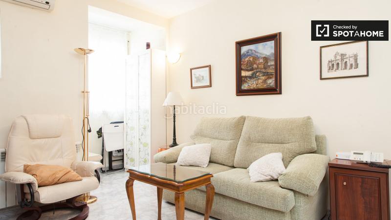 Foto 2eac282e-bd9c-43c0-95d0-3d897bef416d. Alquiler piso apartamento de 2 dormitorios en alquiler en Puerta del Ángel, en Madrid