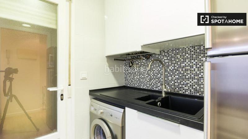 Foto e30c8cde-e4b3-4bb1-bb41-b8e10c3f0a1e. Location appartement avec chauffage dans Embajadores-Lavapiés Madrid