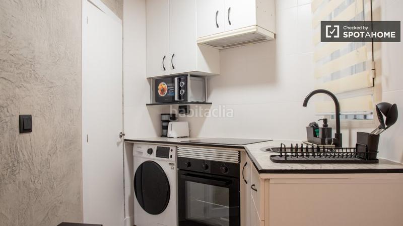 Foto 0185c5df-2ade-4b0f-b1fc-290a5cc78843. Alquiler piso apartamento de 1 dormitorio en alquiler en embajadores, en Madrid