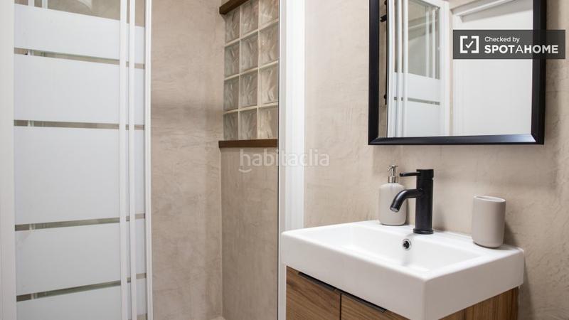 Foto 10bab5d0-1411-40c6-b863-26d60fed5e2f. Alquiler piso apartamento de 1 dormitorio en alquiler en embajadores, en Madrid