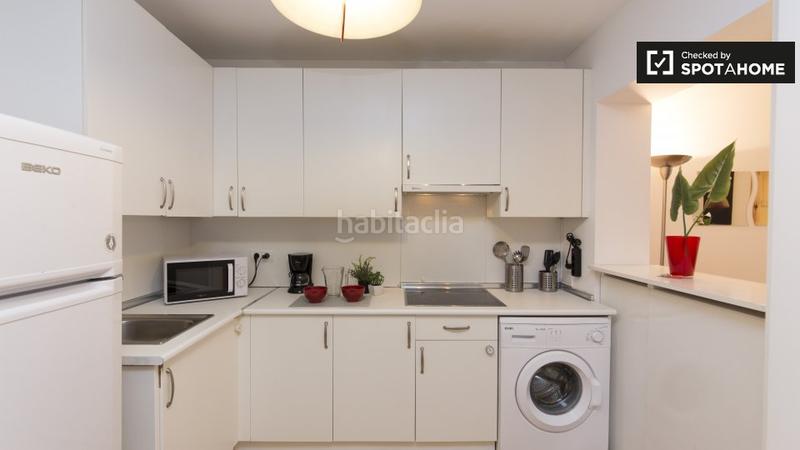 Foto 31d58e09-6772-4664-868e-31987e3a96b5. Rent flat with heating in Puerta del Ángel Madrid