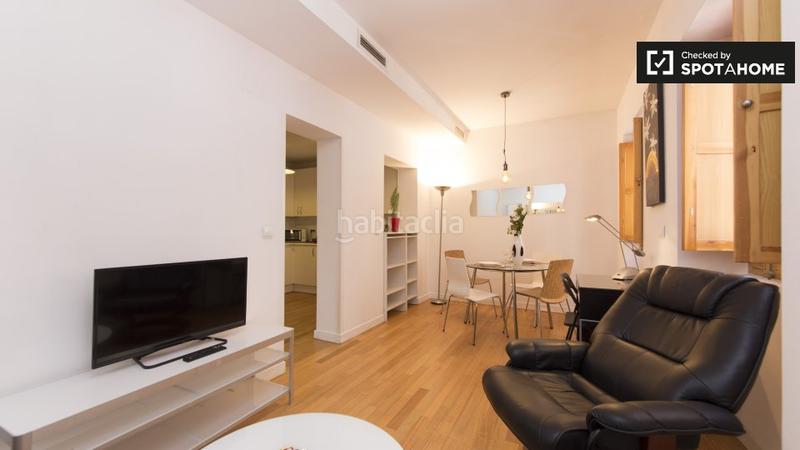Foto ad02a7fc-0c15-4338-aa52-35d35d3d7085. Rent flat with heating in Puerta del Ángel Madrid