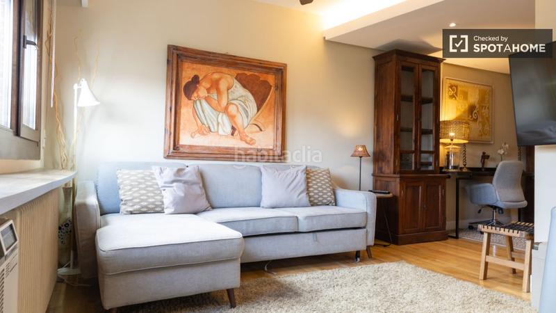 Foto 29a4756f-cf14-421d-819d-86c7afeb9163. Alquiler piso apartamento de 3 dormitorios en castillejos en Madrid