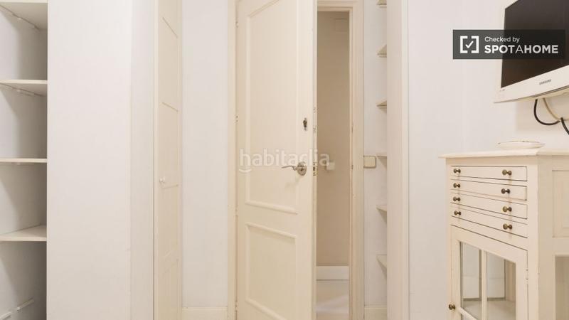 Foto b18d4bce-e4c4-44a8-ab63-37746a4f5c7f. Alquiler piso apartamento de 3 dormitorios en castillejos en Madrid