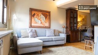 Rent Flat in Castillejos-Cuzco. Apartamento de 3 dormitorios en castillejos