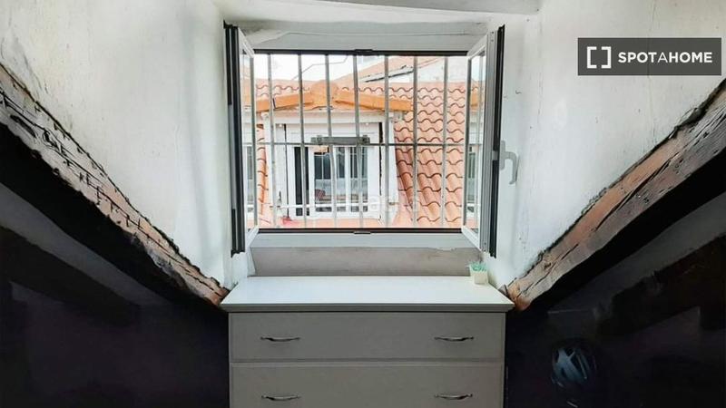 Foto 4abfbd0a-39ac-4f45-b0ba-21119d68d436. Alquiler piso apartamento en alquiler en centro, en Madrid