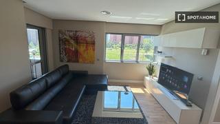 Lloguer Pis a Virgen del Cortijo-Manoteras. Apartamento de 2 dormitorios en alquiler en hortaleza, madrid